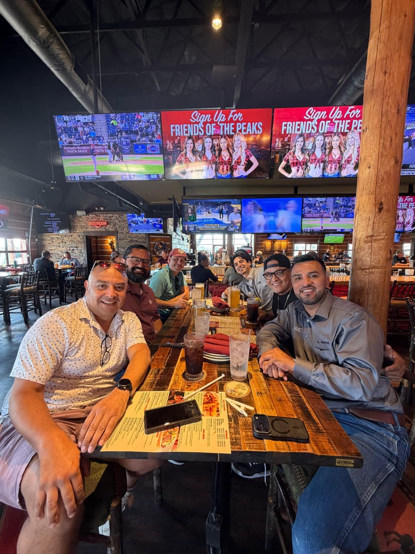 Reunión grupal de Los Chavorrucos